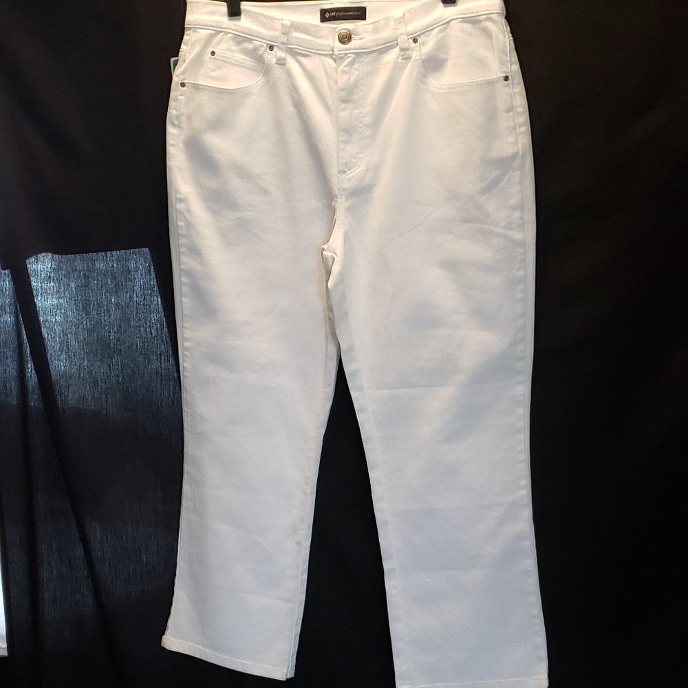 Lee Platinum Label 5-Pocket White Capri Jeans